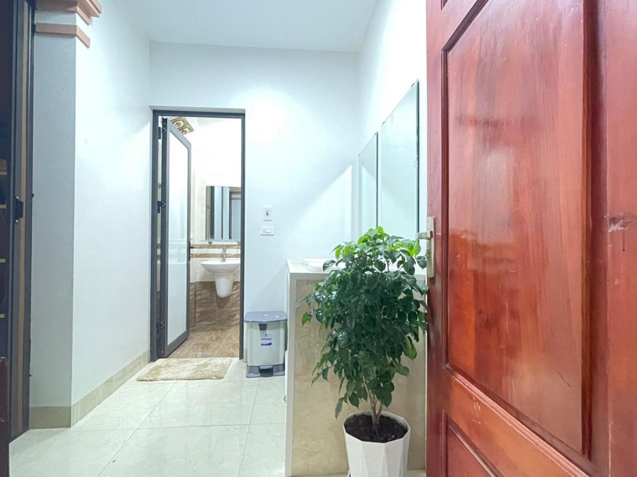 Nhat Sapa Hostel Экстерьер фото